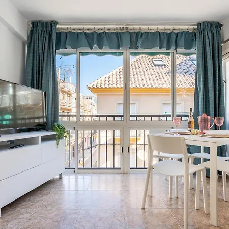 Malagasuite & Sun Apartment *